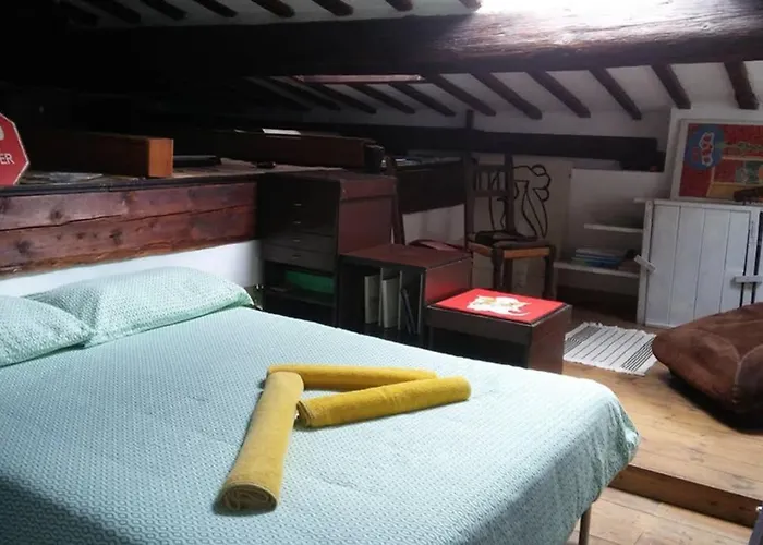 Pini Lejlighed Firenze